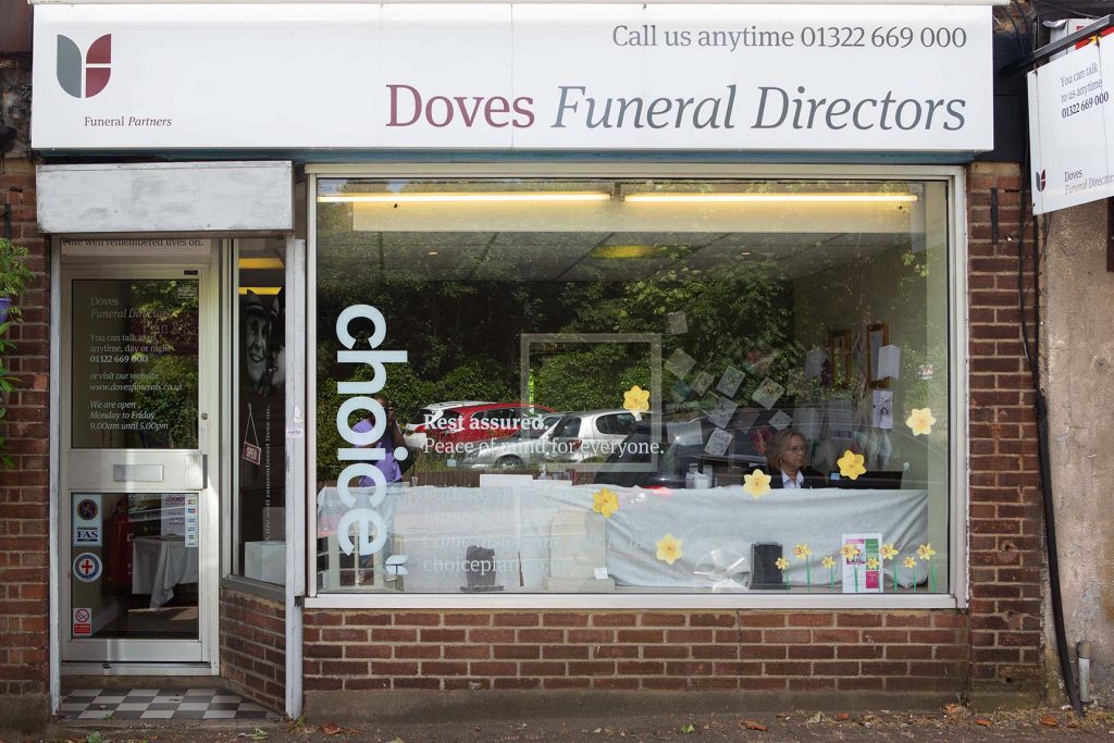 Doves Funeral Directors Swanley shopfront