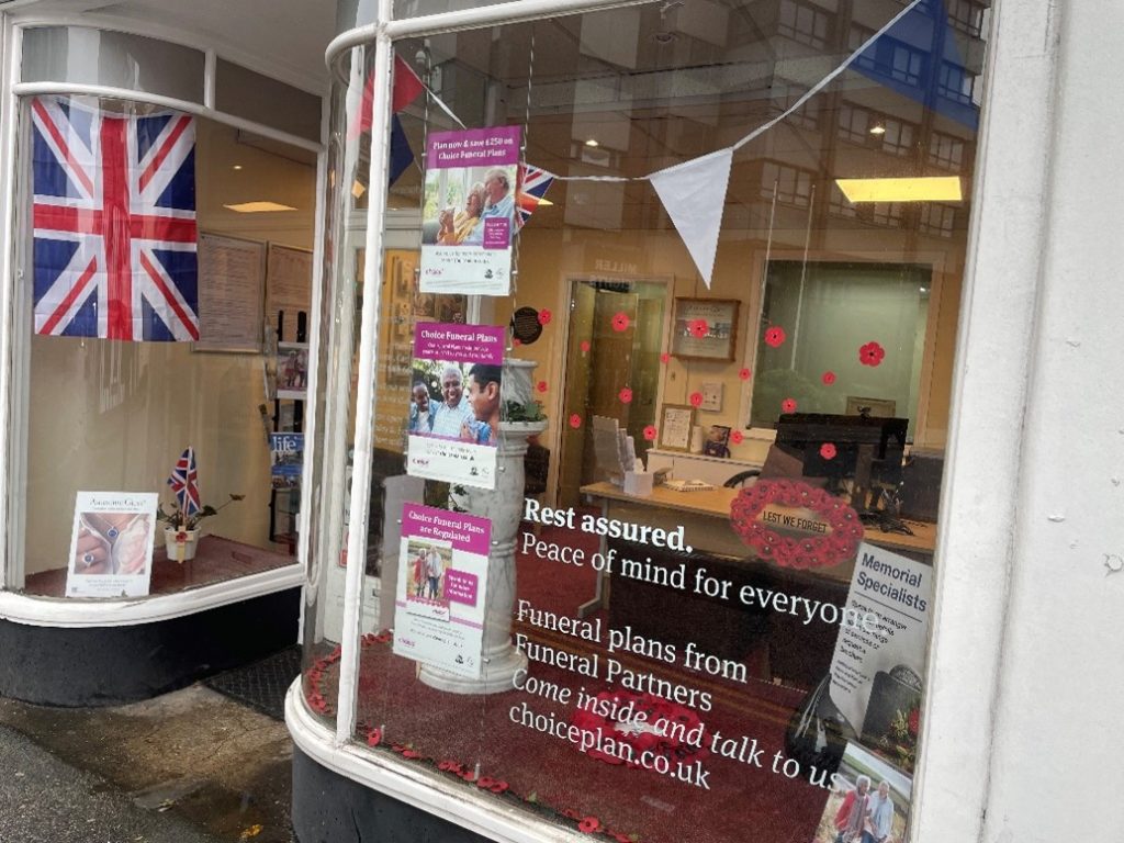 Remembrance window display