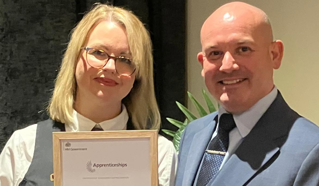Celebrating Rose’s Distinction in Funeral Arranging Apprenticeship